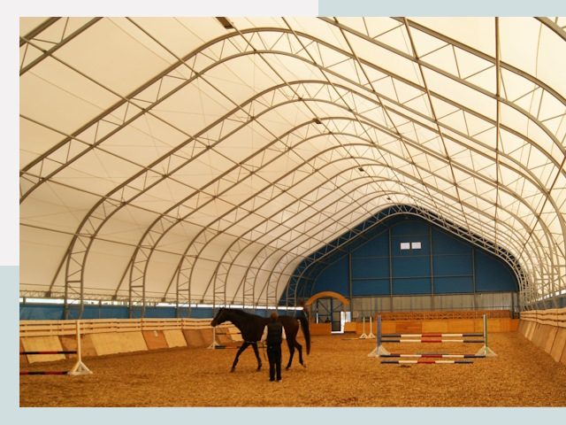 Строительство конных манежей в Красногорске